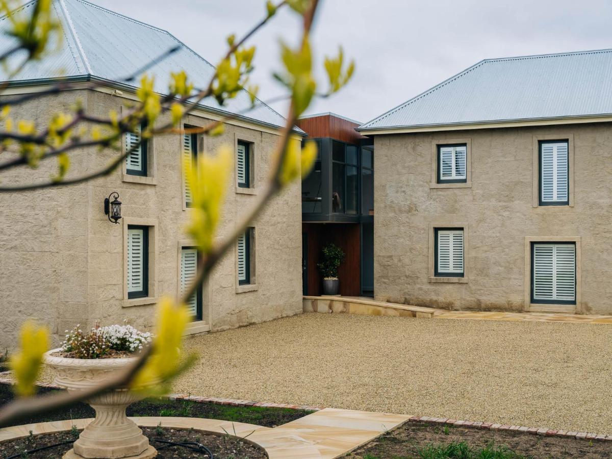 Triabunna Barracks Bed and Breakfast Εξωτερικό φωτογραφία